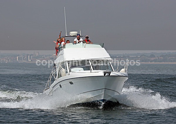 120810 WINGCO WT7A9943 - Flybridge Cruisers