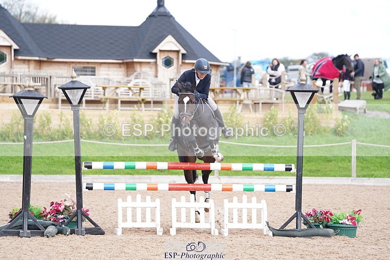 241005A-120708-04678 - SAT Cls 9 Snr Discovery &1m Open