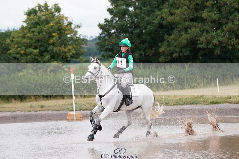 250802A-105836-01592 - A-011-Milly.Meza-Bradford-HAZELROCK.SYMPHONY