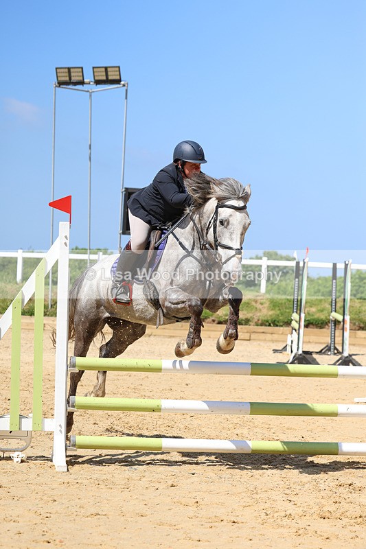 3E7A9544 - Class 8: Senior 80cm