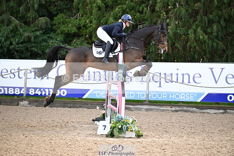 251024A-102844-06457 - B-140-Charlotte.Ward