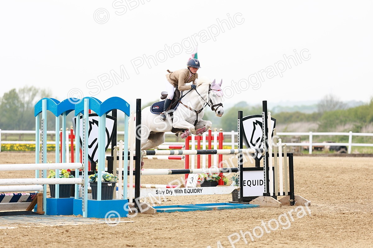  - Class 18 - Senior Newcomers - 1.10m