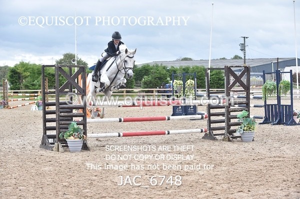 JAC_6748 - CLASS 17 SUN Pony Newcomers/ 1m Open