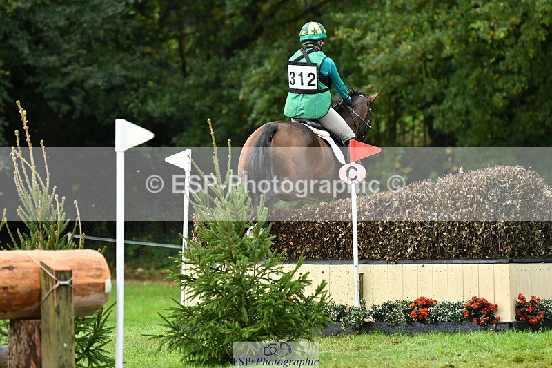 251025A-092719-15363 - D-312-Laura.Sharpe