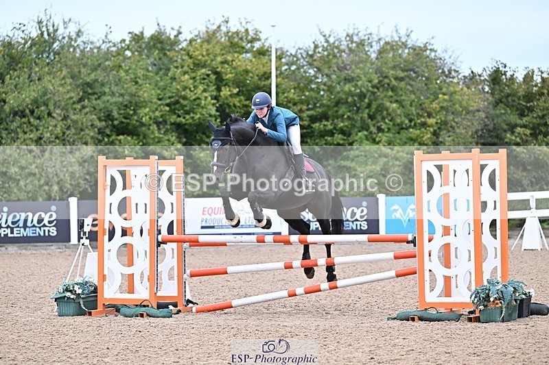 250914-094346-08244 - Cls 32 Snr British Novice and 90cm Open