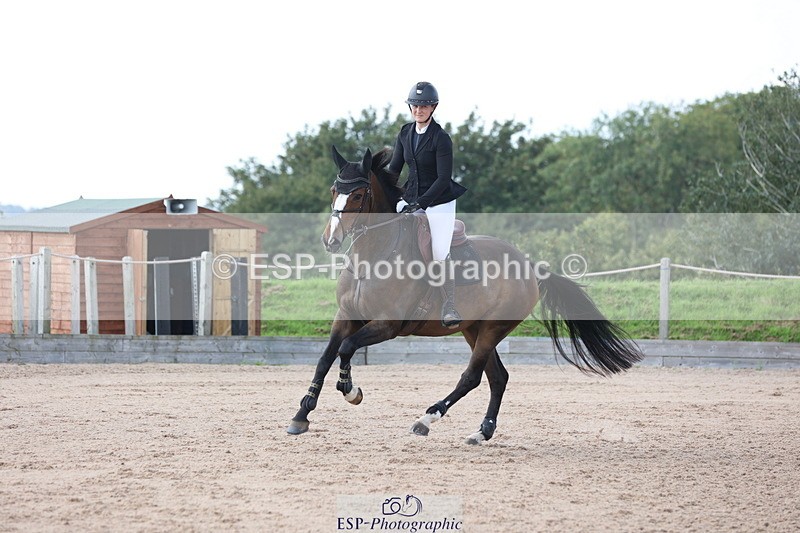 230915A-130443-02145 - Cls 4 National 1.30m