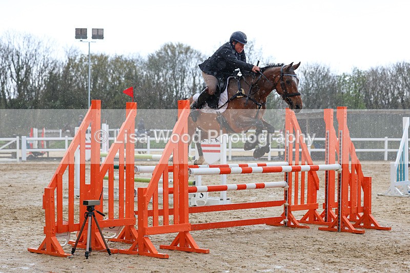 3E7A1572 - Class 6: Senior 1.05m