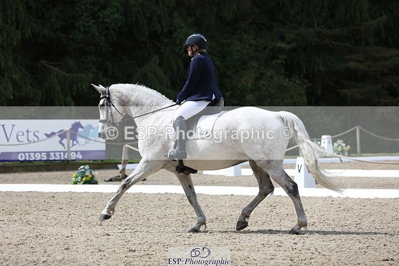 230812-114328-03840 - Cls 5 Novice Bronze 11.15 to 12.50 break