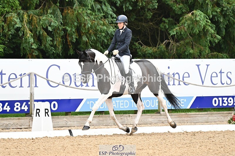 240811-111653-05131 - 189-Emma.Jenkinson-Fleur.C