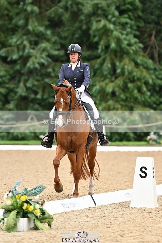 240811-103150-04763 - 156-Stacey.Escrig-Joie.De.Vivre