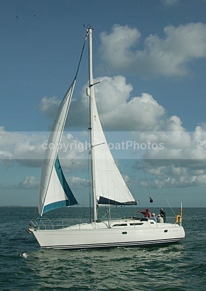 081009 GBR7048T INNUENDO 8CDX0 - Sailboats - monohull