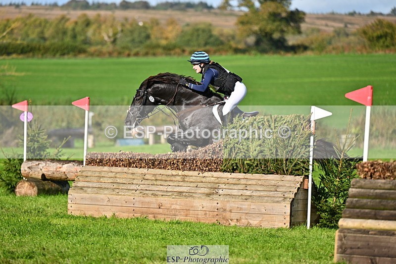 251025A-123352-19145 - F-424-Anastasia.Eaton