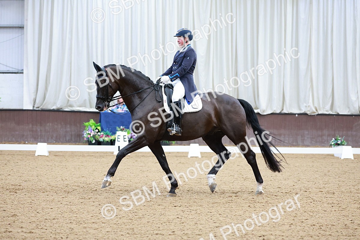 SBM_015929 - Class 5 - FEI INT II - 15.48-17.00