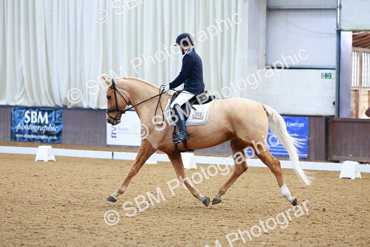 SBM_001228 - Class 18-15-16-22 - Elementary 5 Novice 5-Novice 6