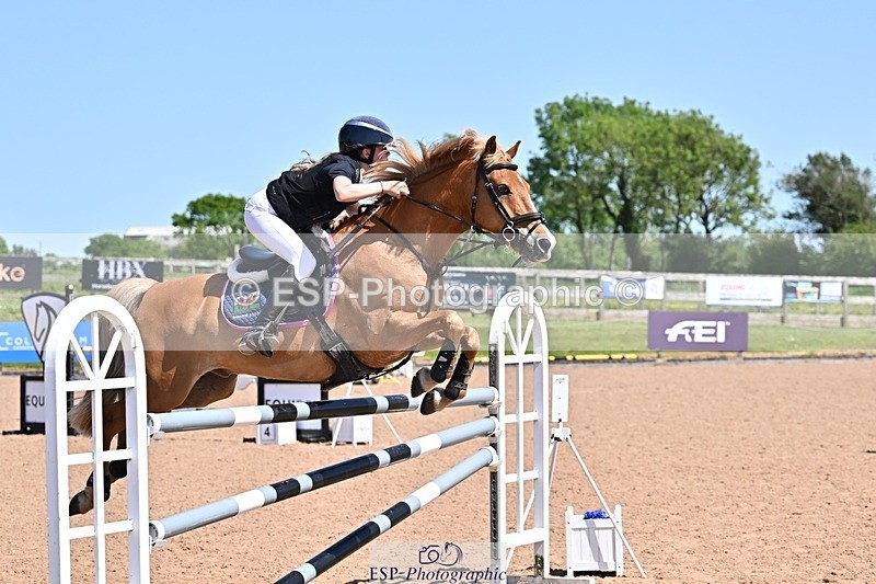 260524-144446-01985 - Cls 35 Pony Foxhunter and 1.10m Open
