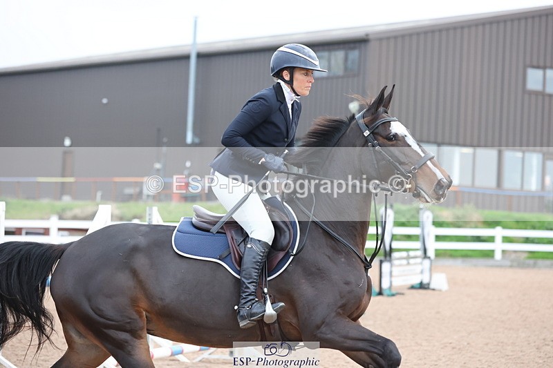 241101A-081946-00175 - FRI Cls 2 British Novice and 90cm Open