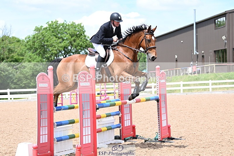 240619A-144410-00739 - Cls 4 Snr Newcomers and 1.10m Open