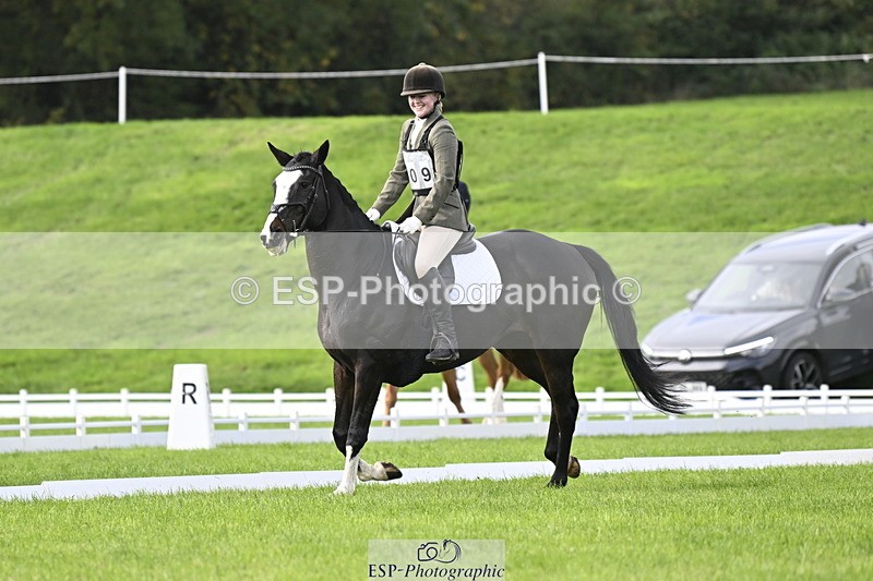 251023A-105420-02957 - F-409-Gemma.Wells