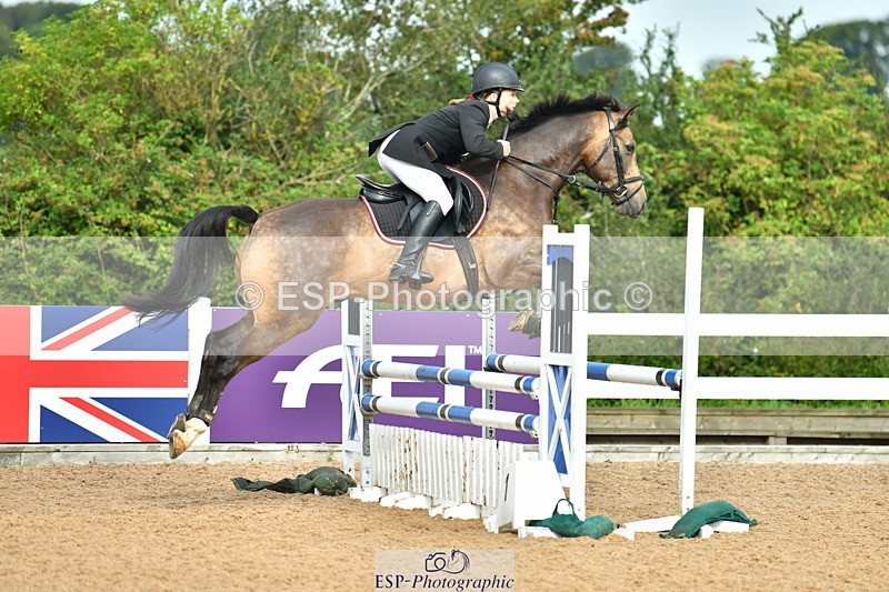 230813A-093920-11121 - Cls 39 A&B British Novice & 90cm Open