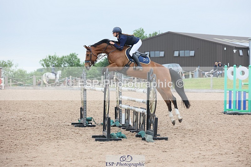 250524-125744-04859 - Cls 15 Snr Fox 1st Rnd