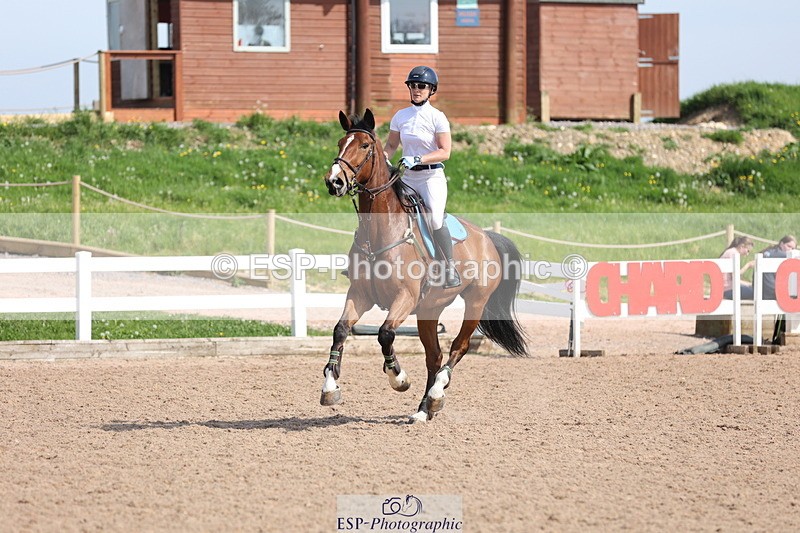 240510A-155017-08990 - Cls 18 1.10m National Am Quali and Open