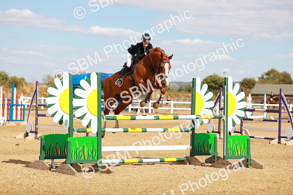 SBM_007311 - Class 5 - Senior British Foxhunter - 1.20m