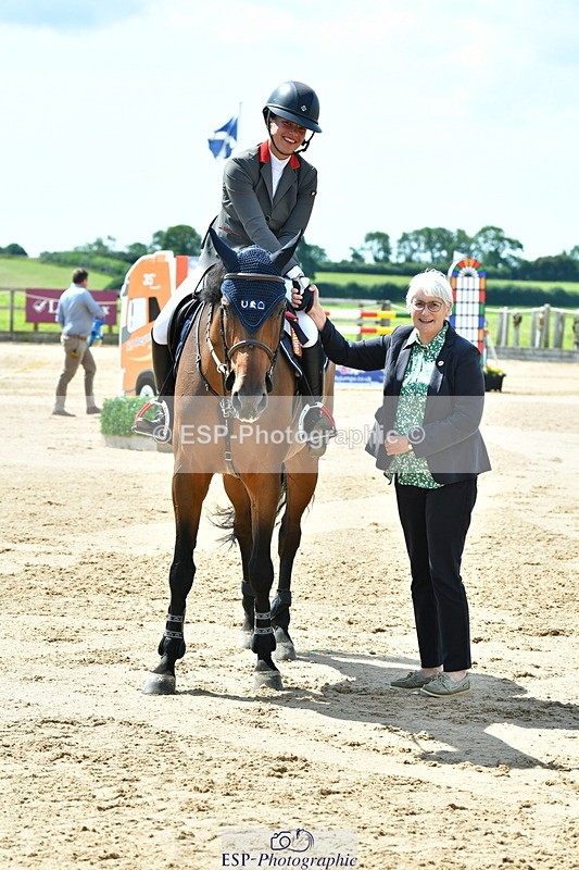 230720A-113527-02176 - Cls 5, 2 Star Medium 1.35m