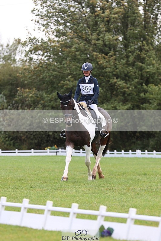 261023A-105015-10513 - D-360-Rachael.Whittaker