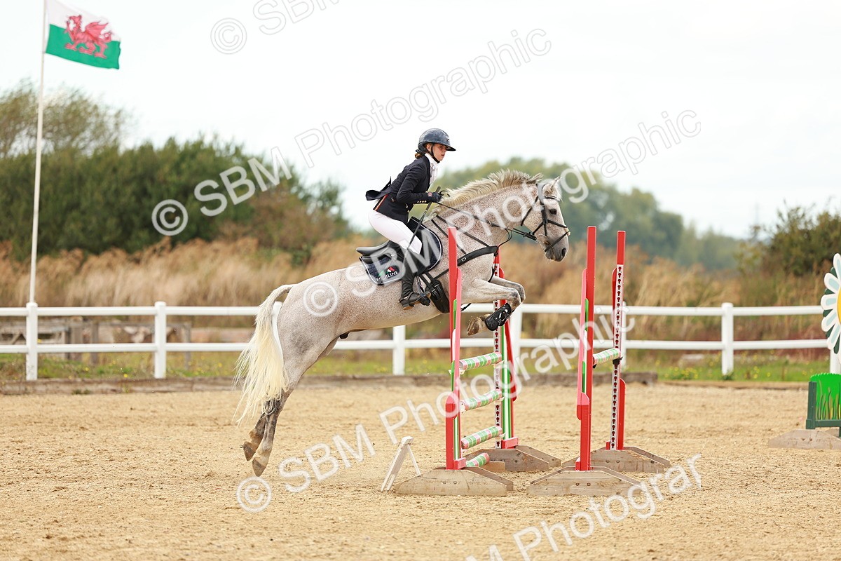 SBM_001533 - Class 4 - Senior Newcomers - 1.10m