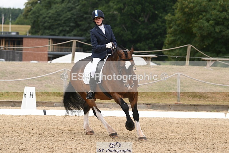 250719A-120234-04559 - 026-Carol.Quantrill-Cormoy.Lad