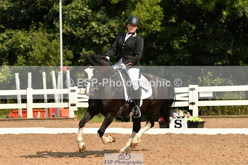 250817-103214-07908 - 169-Amber.HeywoodWalena.Rockocoko