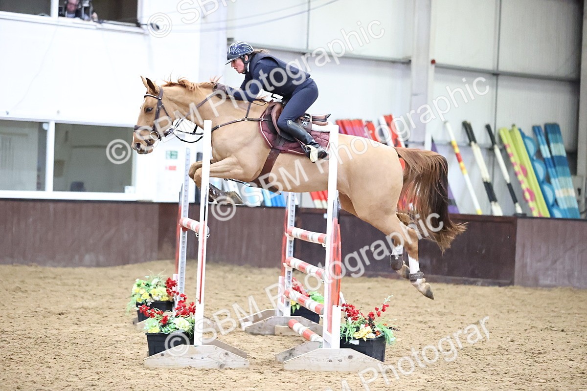 SBM_005636 - Class 17 - Senior Newcomers 1.10m