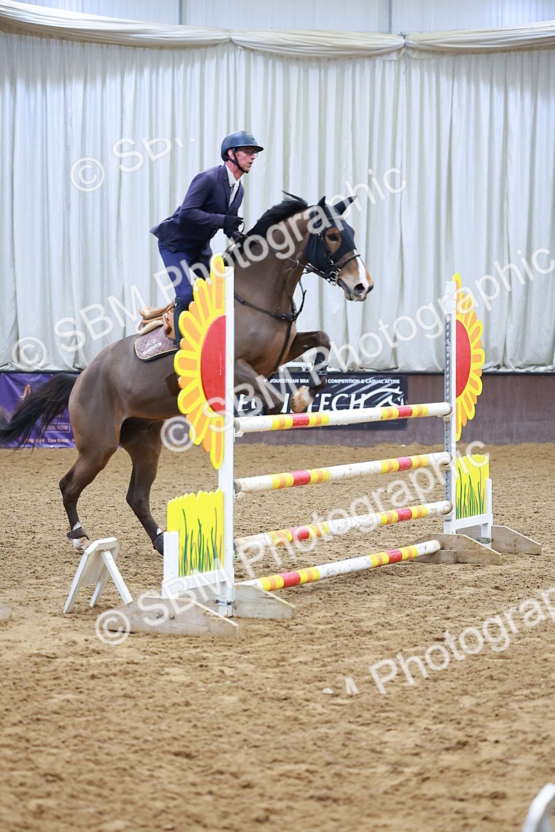 SBM_001438 - Class 4 - Senior Newcomers - 1.10m