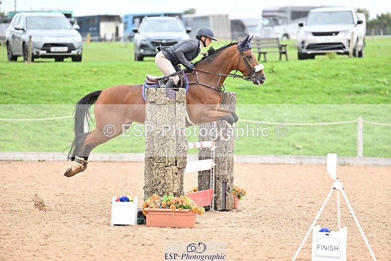 250914-110409-08444 - Cls 27 Snr 1.05m and 1.10m Grand Prix