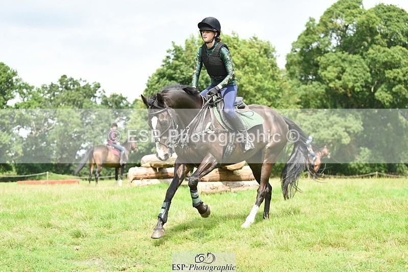 230817-134058-02056 - Kay's 1st Group - XC