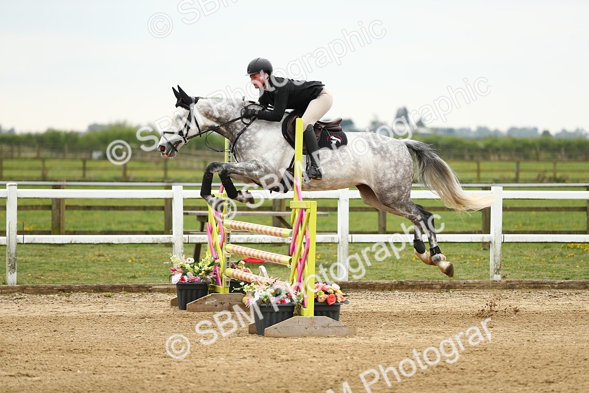 SBM_000688 - Class 3 - Senior Discovery 1m