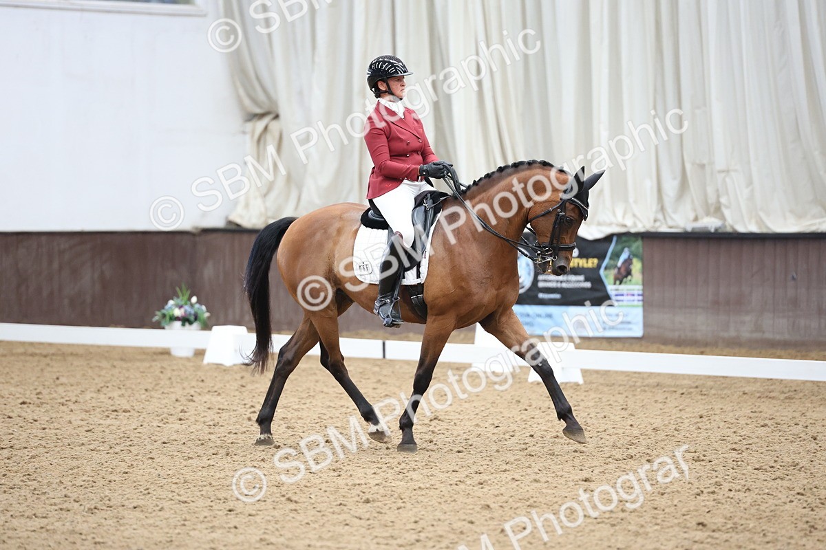 SBM_003842 - Class 8 - Advanced Medium 6 Silver