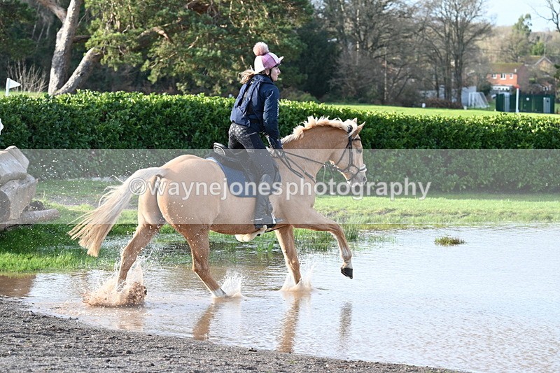 WJ7_9110 - Time 11:14 to 11:17