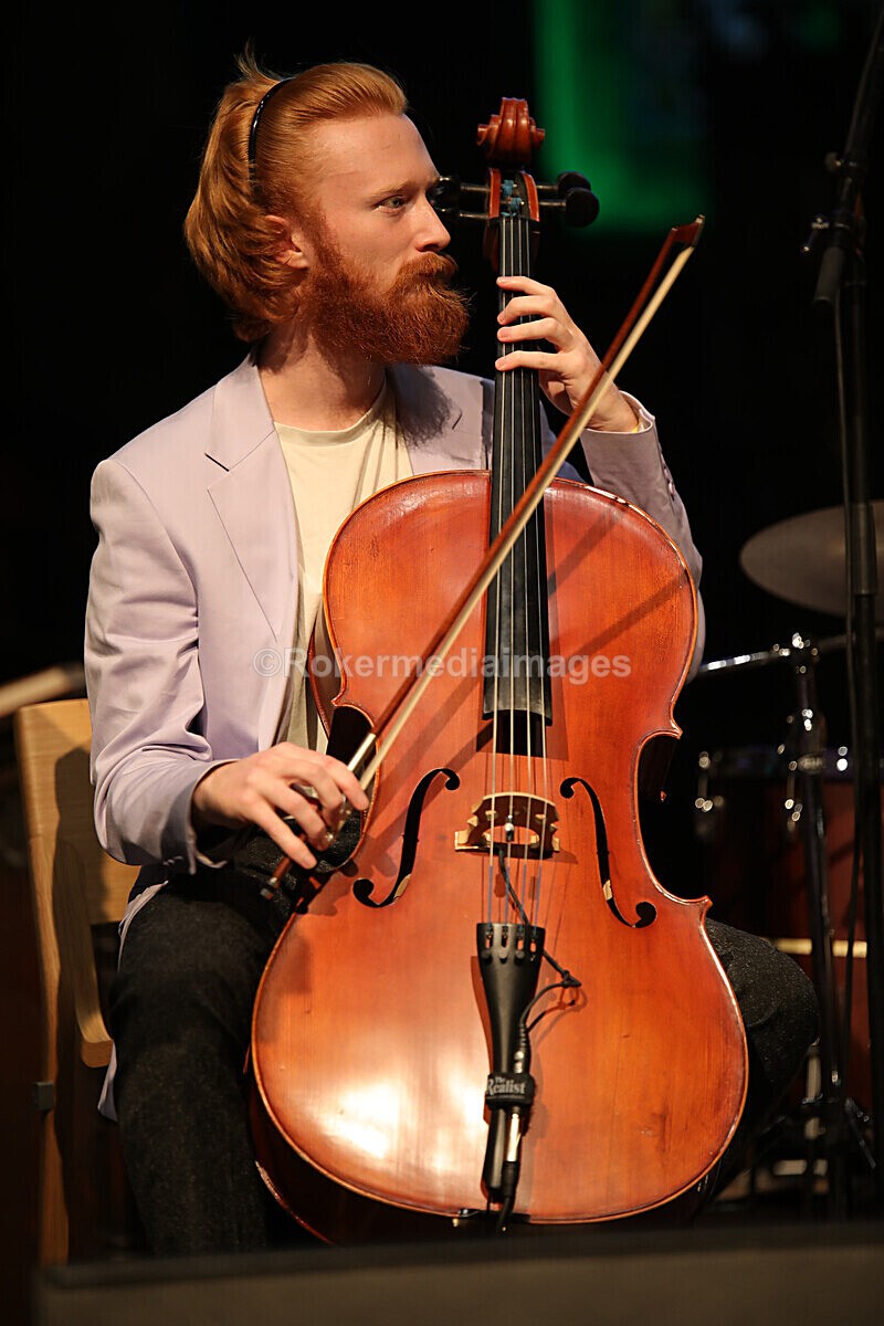 FOLK N BLUES-528 - FOLK and BLUES SEPT 2022