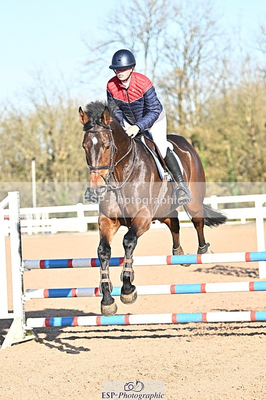 241113A-101005-00125 - Cls 01A&B Brit Nov & 90cm Open