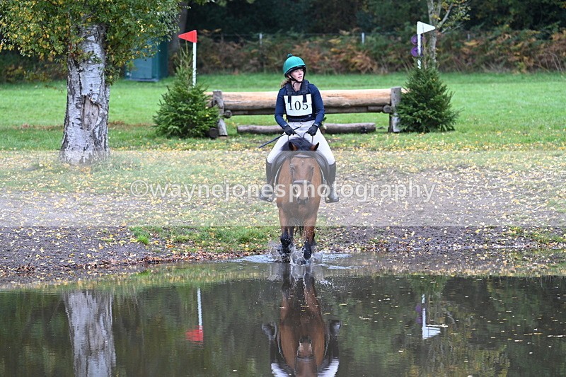 WJ7_3242 - Time 10:47 to 11:11 at the water