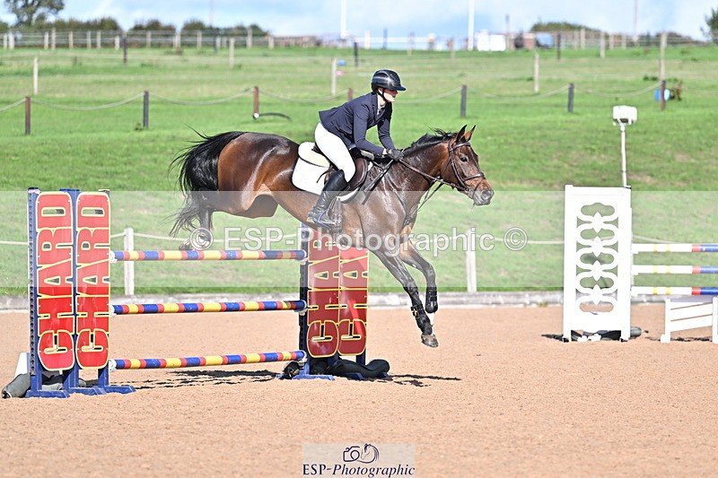 260923B-152953-01023 - Cls 06 Snr Fox & 1.20m Open