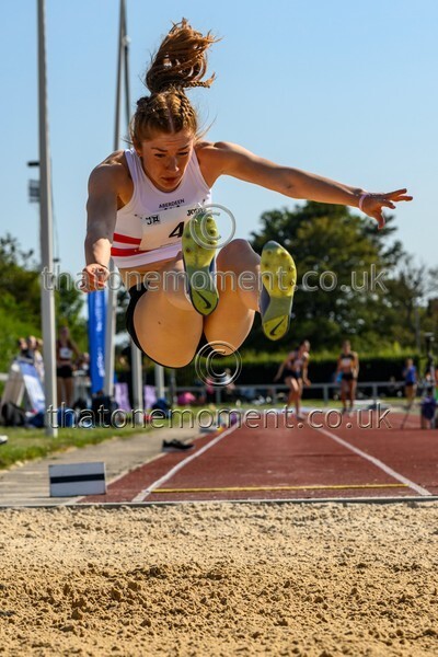 Age25SAT-917400 - Field Female Set Two