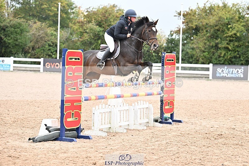 250917-130800-00587 - Cls 4 Newcomers and 1.10m Open