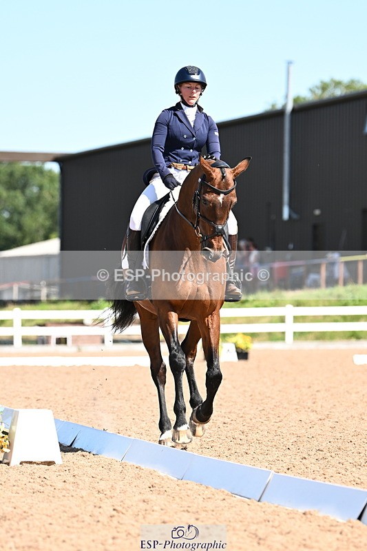 240816A-113634-04078 - 198-Lindsey.Cheffings-Prima