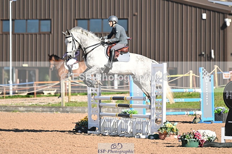 240912A-093733-00214 - Cls 1 Snr 1.05m & 1.10m Open