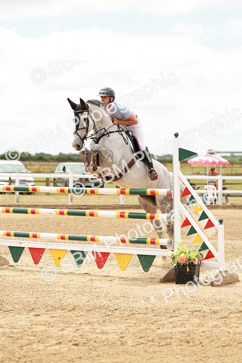 SBM_018248 - Class 21 - Senior Newcomers Championship 2d Rd