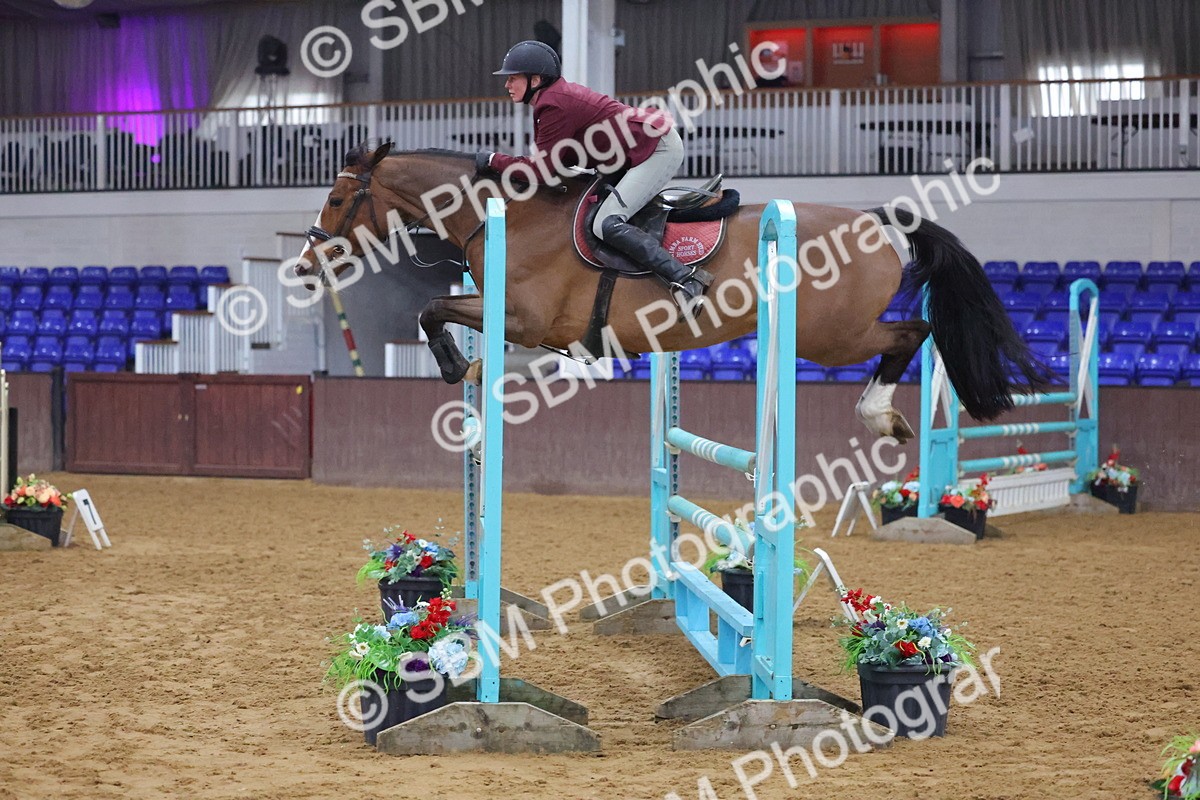 SBM_008908 - Class 22  - Senior Newcomers/ 1.10m Open - First Round (1.10m)