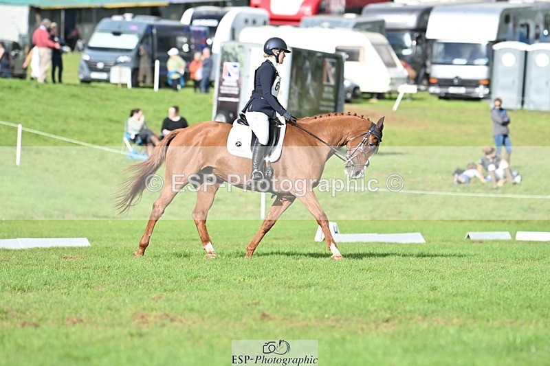 231020-141315-10856 - 663-GROOVY.GUY-Hannah.Watson-DR