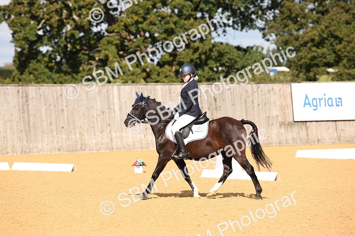 SBM_04220_D2 - Small Tour Championship - Intro C - Emma G.
